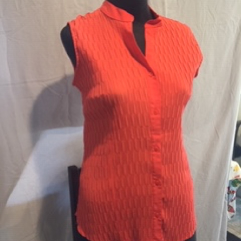 East 5th sleeveless top crinkle design- Rich Orange - XL-New never worn